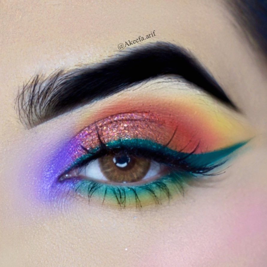 AkeefaM's tweet photo. Products used :
Eyeshadow : @MorpheBrushes &amp; @shryoancosmetic 
Eyebase: @plouiseacademy 
eyebrows : @elfcosmetics 
 concealer: @NYXCosmetics 
eyebrow glue :@elfcosmetics 
eyelashes: @ArdellBeauty 
contact lens : @TTD__Eye in Trinity Brown
highlighter :@OFRACosmetics https://t.co/JV3SF5J7fp