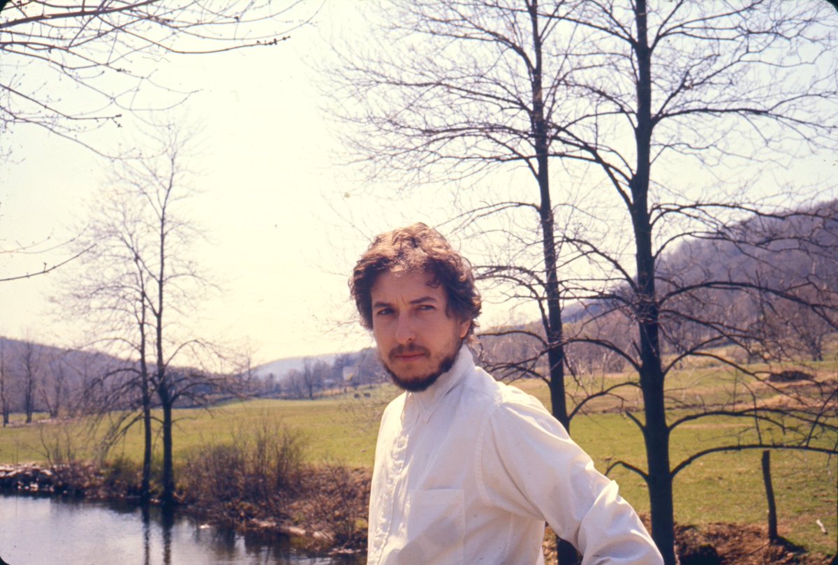 Bob Dylan poses near John Cohen’s property in Putnam County, New York, 1970. 📸: John Cohen. #BobDylan #Dylan