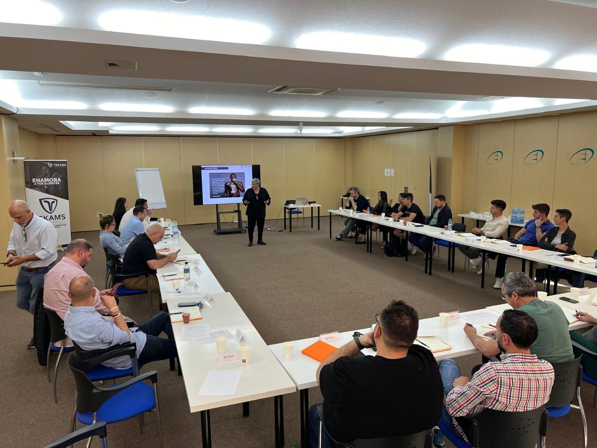 Magalia_Centro's tweet photo. En Magalia recibimos un fin de semana más al grupo de Tekams en su XVIII edición del Programa de Capacitación Comercial. https://t.co/RsAGdgLgdR