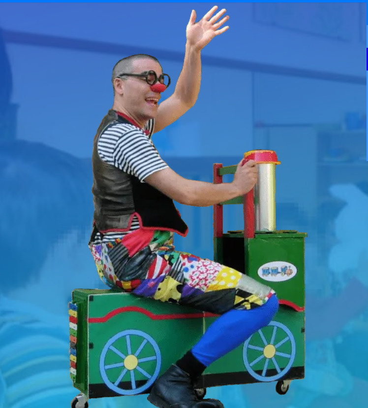 AjCastelltersol's tweet image. ❗ Famílies, aquest divendres l&apos;Escola Bressol l&apos; #Espurna obre les seves portes i celebra Sant Jordi🌹🐉.

🕔 A les 17h podreu gaudir d&apos;una representació teatral per a infants amb pantomina, titelles i 🎶 música de “Ruskus Patruskus”.

⚠️ Cal confirmar assistència al 938666059.