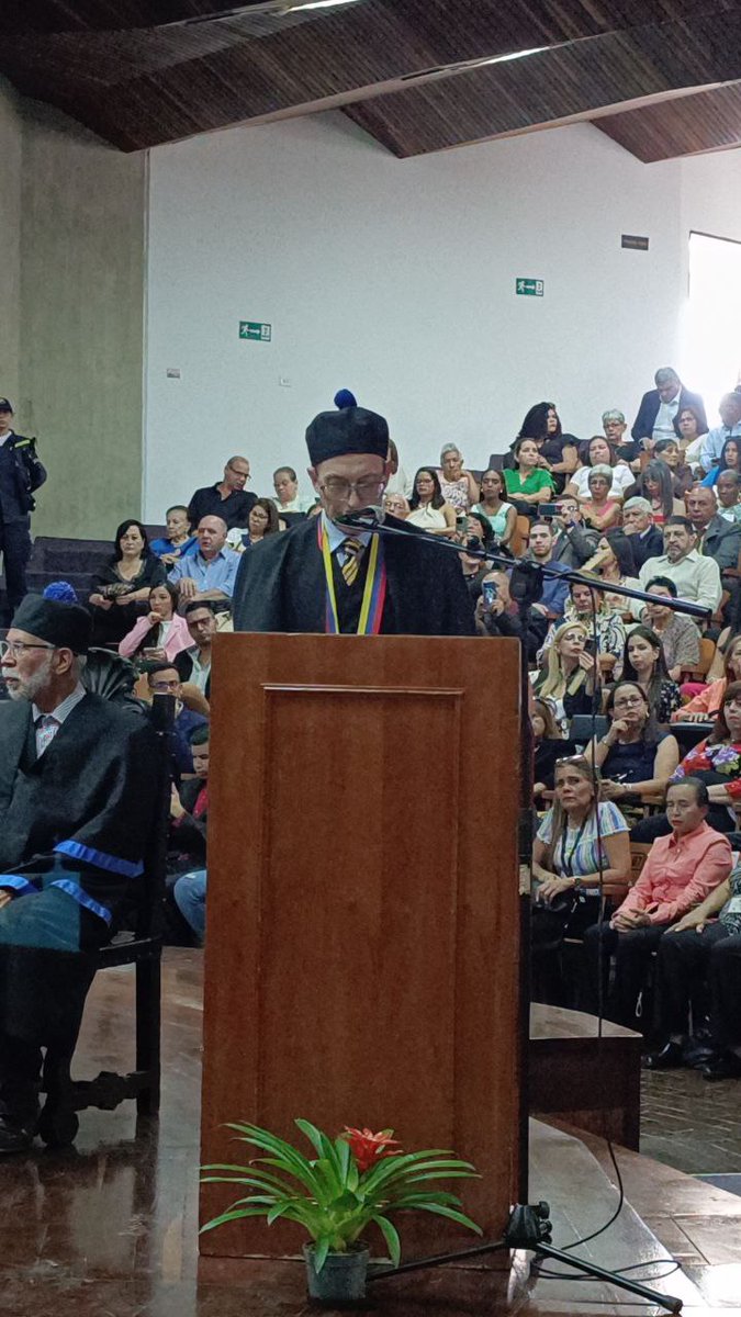 CESEG USB tweet media