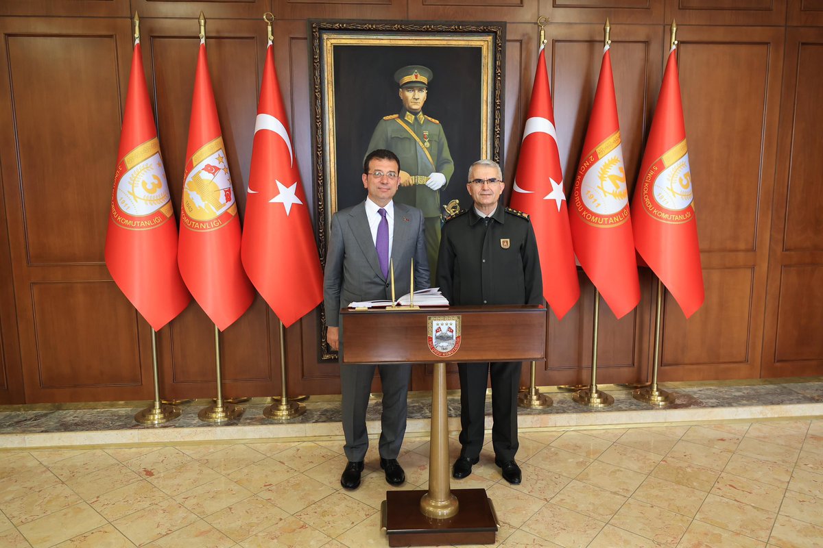 Ekrem İmamoğlu, 1.Ordu Komutanı Ali Sivri’yi ziyaret etti.