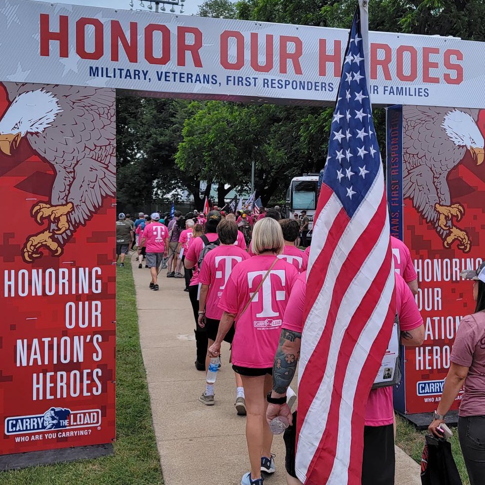 We are thrilled to be a non-profit partner of @CarryTheLoad again this year and encourage you to join us! Walk with us to honor and remember those who paid it all. We will never forget. Sign up here:
participate.carrytheload.org/goto/OTF22kill…
#OneTr1be #CarryTheLoad #MemorialDay