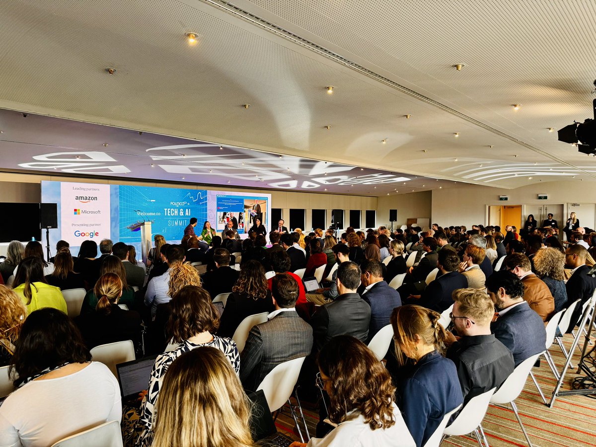 EvaMaydell's tweet photo. The #AIAct has brought us to the forefront of the international scene.
The question is what forefront we want to be on. I am proud of the work we have done to defend #democracy.
Our next step should be concrete efforts on #innovation & #competitiveness.
#POLITICOTechAI https://t.co/WyEH17UaYX