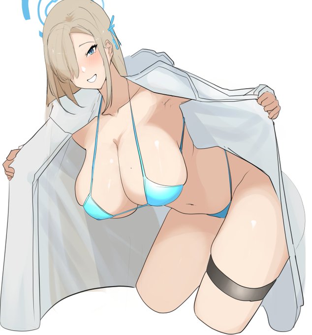 #ブルアカレインコート水着部 