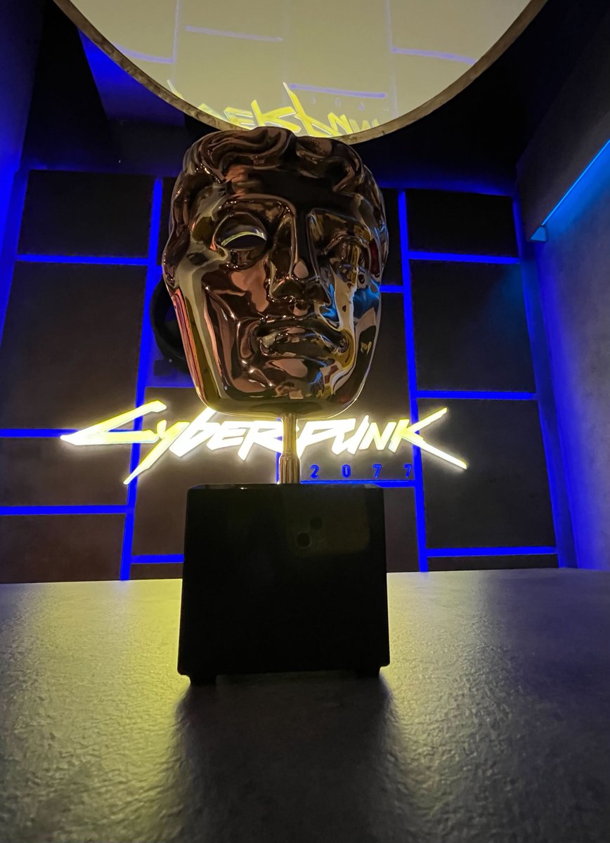 The first-ever @BAFTAGames Award just reached @CDPROJEKTRED HQ! 💛 Thank you for entrusting it to us, we will take good care of it and polish it daily ✨