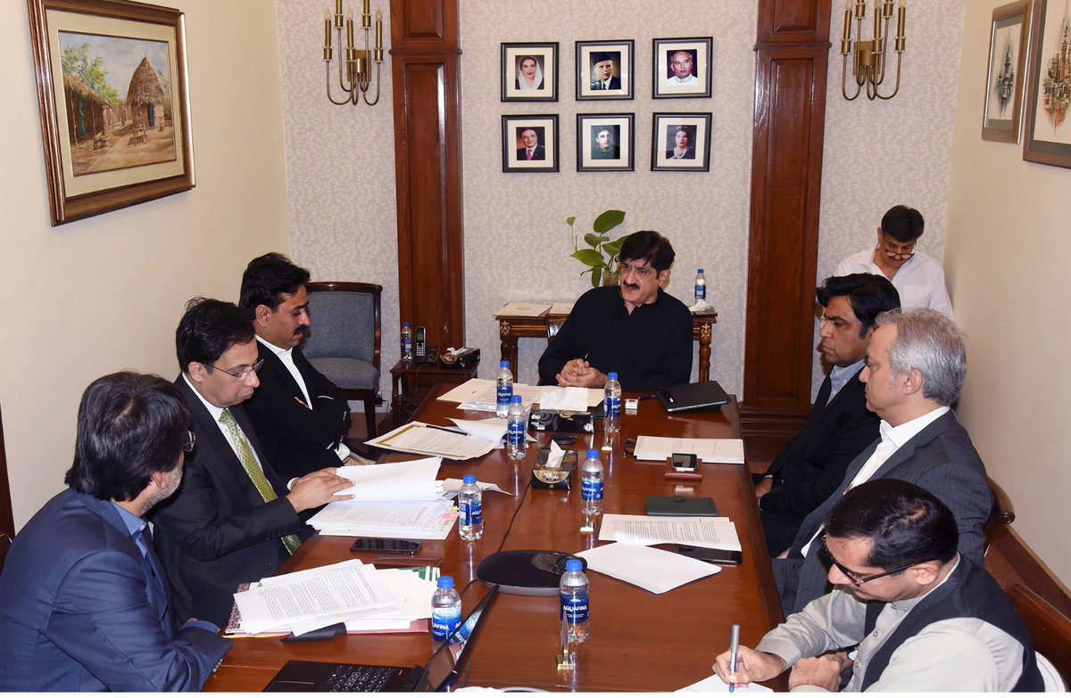 #Karachi / CM Sindh Syed Murad Ali Shah Chaired a Joint meeting of Irrigation and Agriculture departments attended by Provincial Minister for Irrigation Sindh @JamKhanShoro, Chief Secretary, Chairman P&D, Secretary Irrigation Zarif Khero and officers of Agriculture Deptt: Sindh.