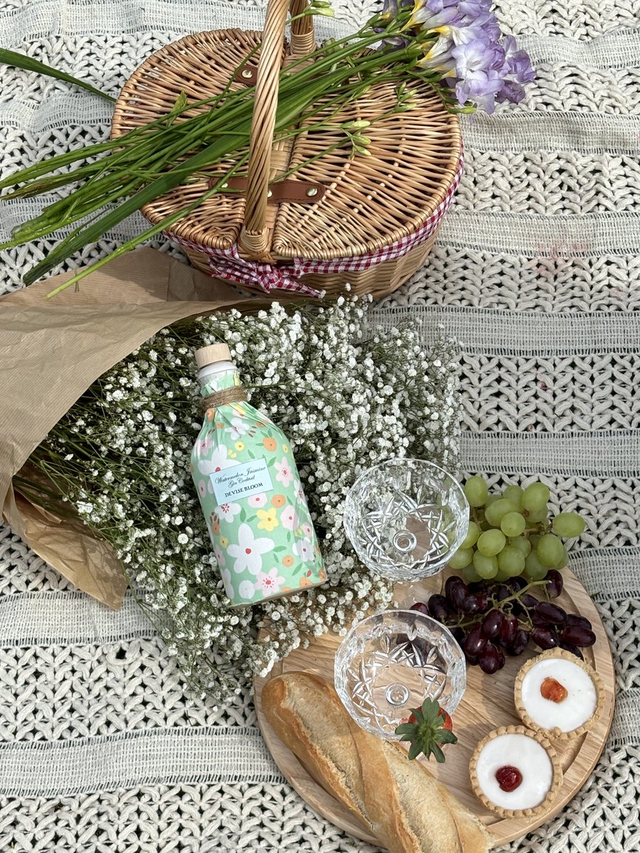 DeviseDrinks's tweet photo. Our refreshing Watermelon &amp; Jasmine gin cocktail🍉💐
Cheers to the perfect blend of fruity sweetness and floral notes in one spirit🤩🥂
The devine flavoursome watermelon refreshment perfect for Spring days in or gatherings☁️☀️
https://t.co/vdgeQTVlg1
#devisedrinks #devisebloom https://t.co/Ch0K4SB3rR