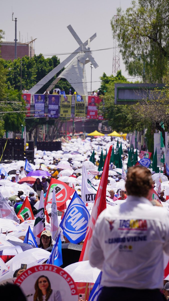 En la #CDMX #ElCambioViene 🔵🔴🟡