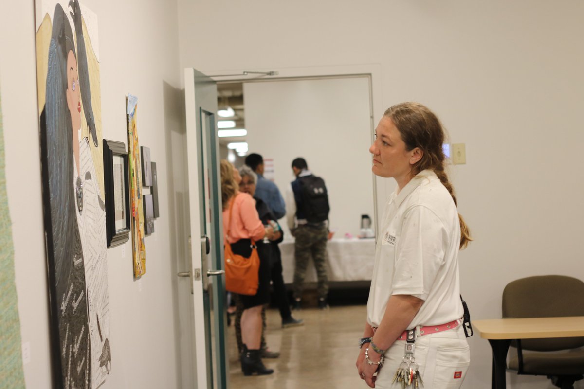 Bring us your art! Submissions by @uwinnipeg staff and students for WHAT WE MAKE IV will be accepted on April 18 & 19 at Gallery 1C03 between 10:00 am and 6:00 pm. Details: bit.ly/3IvXzB4