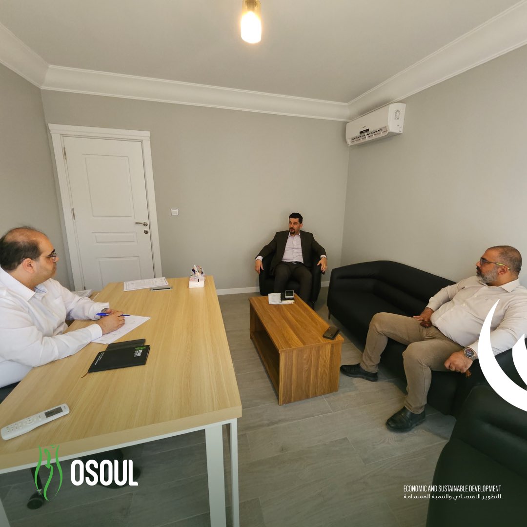 ofesd241's tweet photo. عُقدت جلسة نقاشية لمؤسسة أصول بهدف تحديد التحديات المحتملة التي قد تواجه الشركات في تنفيذ توصيات المجلس الوزاري للإقتصاد، المُعتمدة في جلسة مجلس الوزراء الخامسة عشرة بتاريخ 7 نيسان 2024 (القرار رقم 24063 ق). https://t.co/eKLzrMckzj