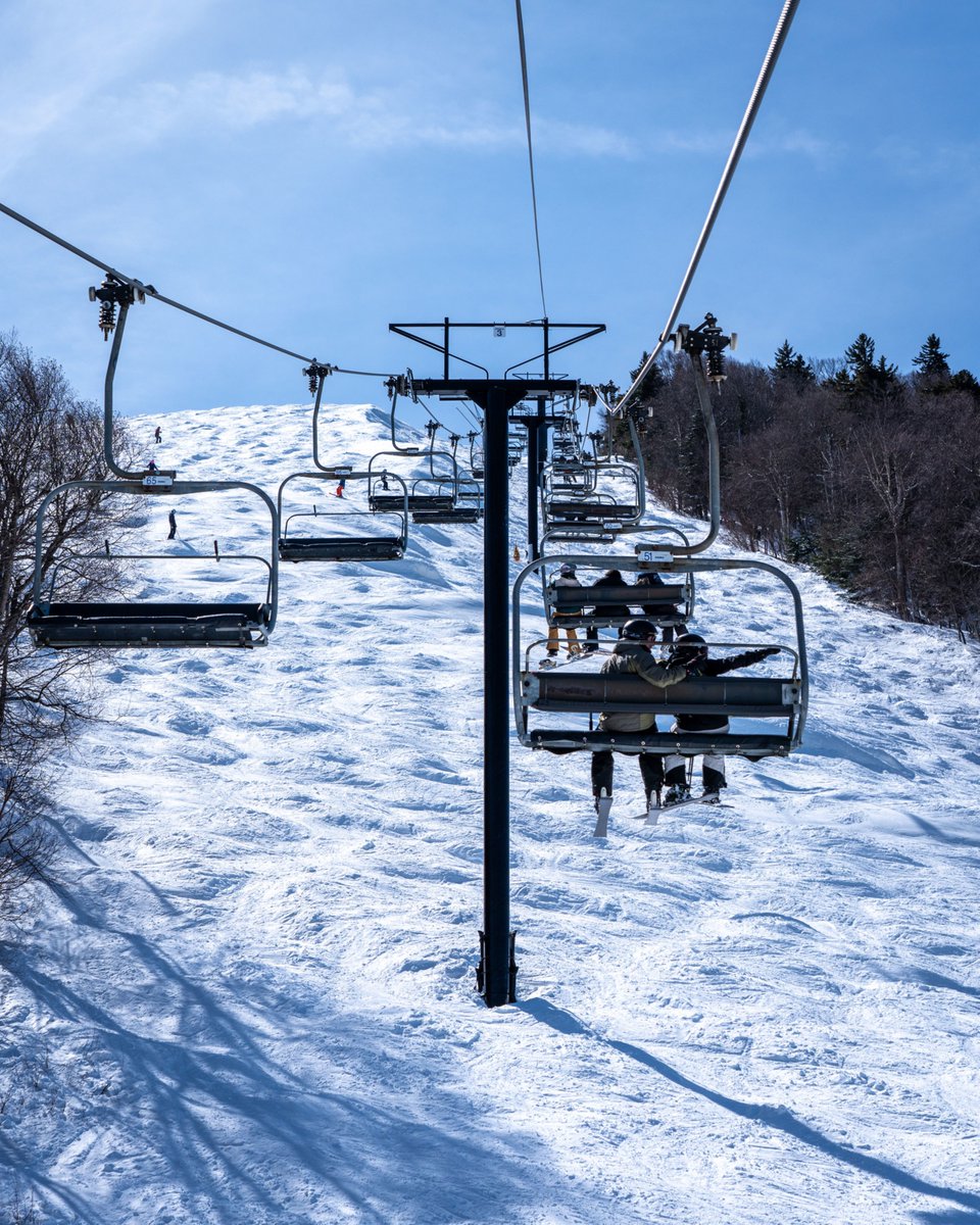 Congrats to Josh A. for guessing this season's maximum snow depth on Superstar at 340' Shoutout to our snowmaking team for their tireless efforts ensuring us skiing and riding terrain deep into spring. We hope to see you all at The Beast for more laps! #Beast365 #Killington