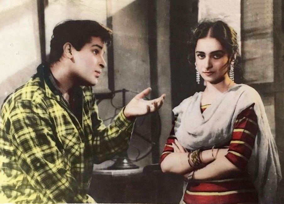 Shammi Kapoor with Saira Banu in Bluff Master (1963) #shammikapoor #sairabanu #60s #bollywoodflashback