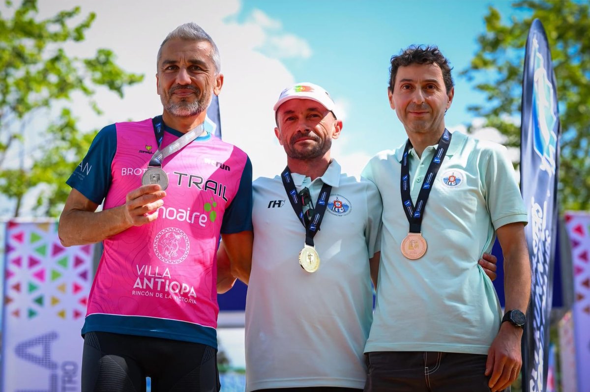 🏃🏻 Curro Bombarely, del club rinconero Brothers Trail, ha logrado el segundo puesto en la categoría O50 del Campeonato de Masters Skyrunning del Mundo, en Vouzela (Portugal).

#RincónDeLaVictoria ha tenido representación de otros 5 deportistas. ¡Enhorabuena! 👏🏻

#RincónEsDeporte