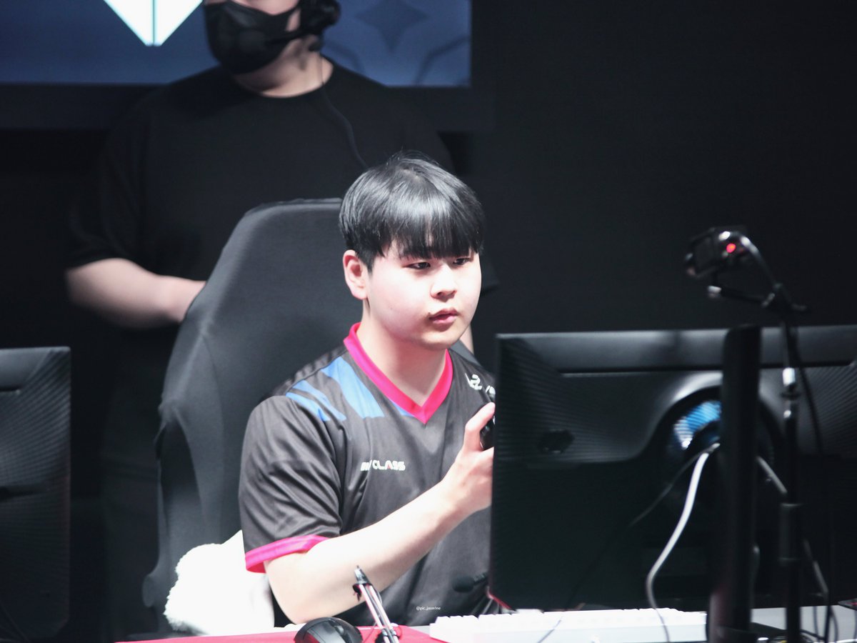 스민📷 tweet media