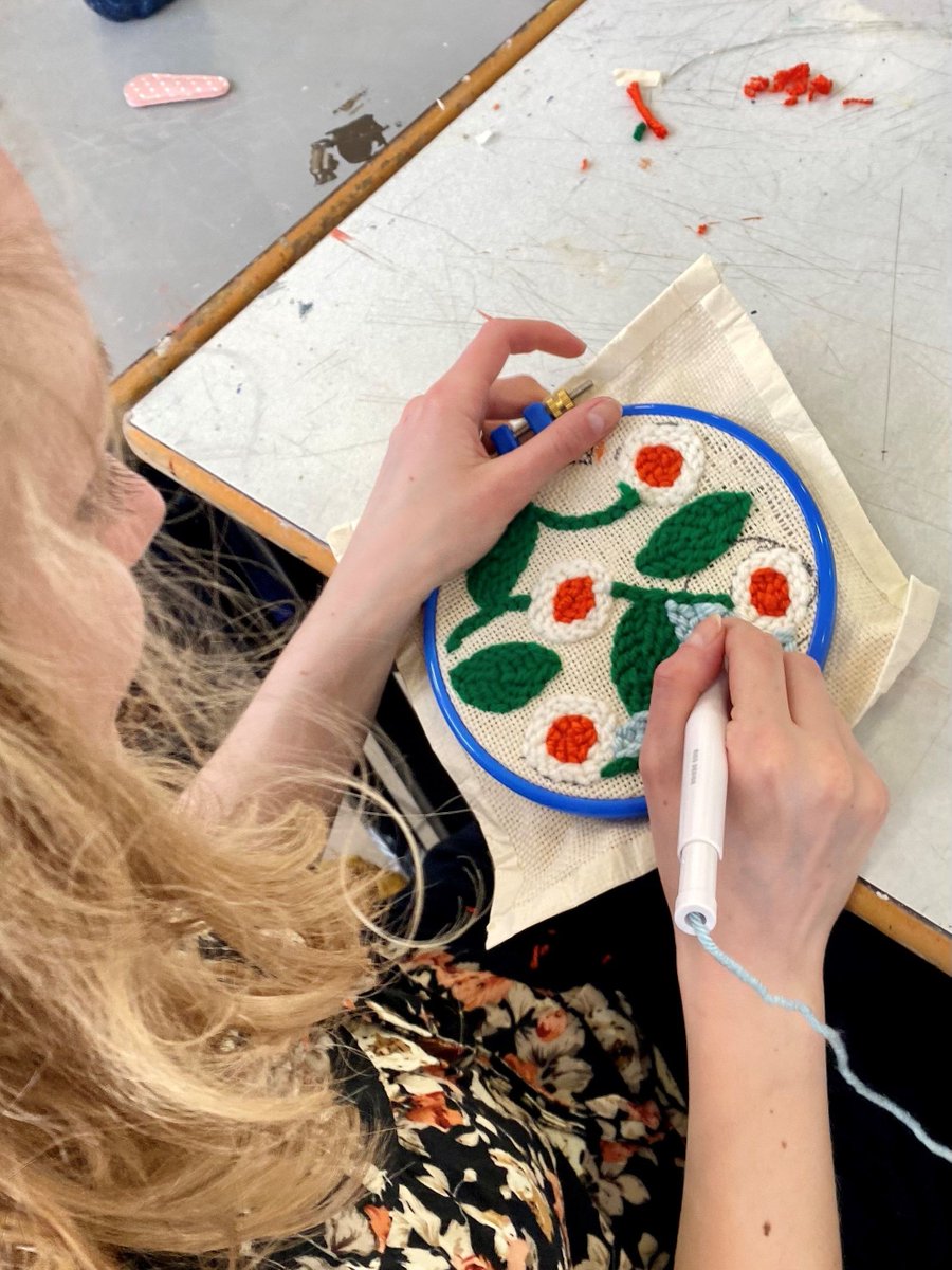 Modern Punch Needle 🧶 📆4 May ⏰10:30am Create your own wonderfully textured piece of wall art in this beginner's punch needle class. Not only will you learn a new skill, you’ll also enjoy the wellbeing elements of this therapeutic & rhythmic craft. 🔗 buff.ly/49DsKFx