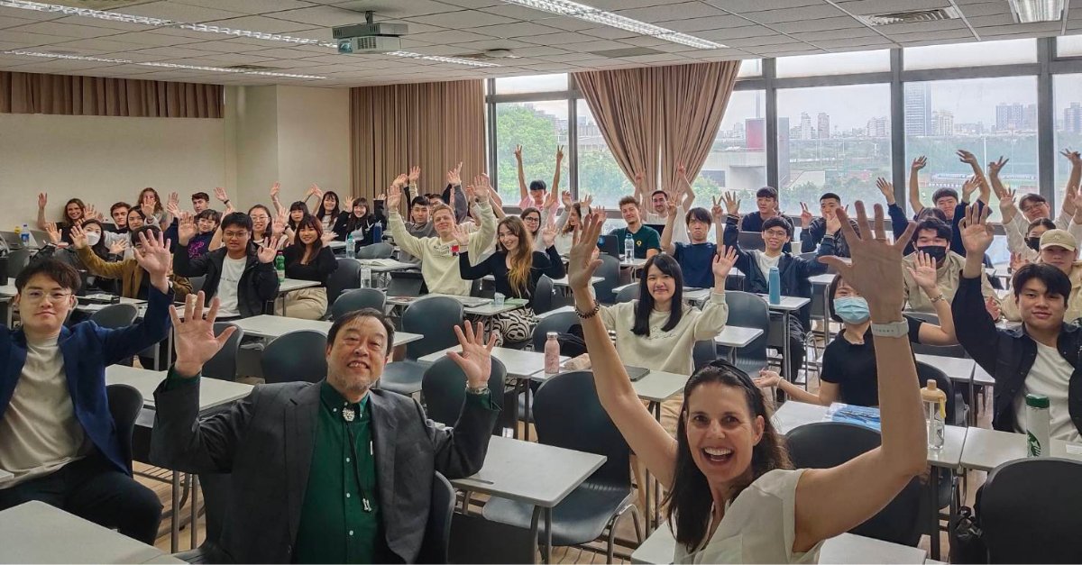 Master in Global Entrepreneurial Management (MGEM) academic program director Ingrid Greene traveled to Fu Jen University & met with current MGEM students, faculty, & administration. 🇹🇼 MGEM students will arrive at LMU starting in May. More on MGEM at bit.ly/2XVepFC