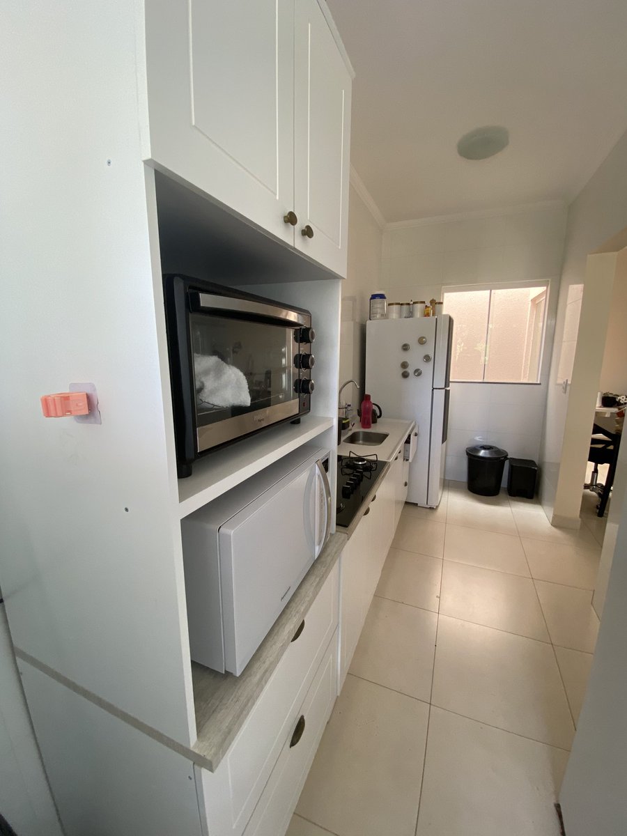 bigpinha's tweet photo. Amigos estou vendendo minha cozinha:
Cozinha Henn modelo Emilly
3 modulos:
Balcão +pia
Balcão p/ cooktop
Torre quente

Excelente estado 
Dobradiças com amortecedor 
18 meses de uso
Pequenas marcas de uso

R$ 1500 à vista ou parcelado cm taxa da maquina https://t.co/KCsdVQ65zR