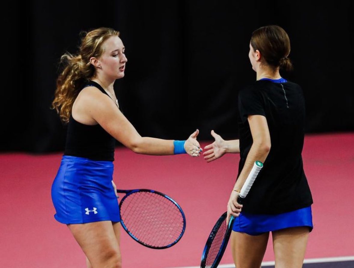 TeamBathTennis's tweet photo. 🚨TOMORROW🚨
Varsity Match at Home - starting at 12pm🐻
Come out and support the Bears at the STV Indoor courts💙💛
#UniTennis #TeamBath @BritUniTennis https://t.co/0FEm3j1kv0