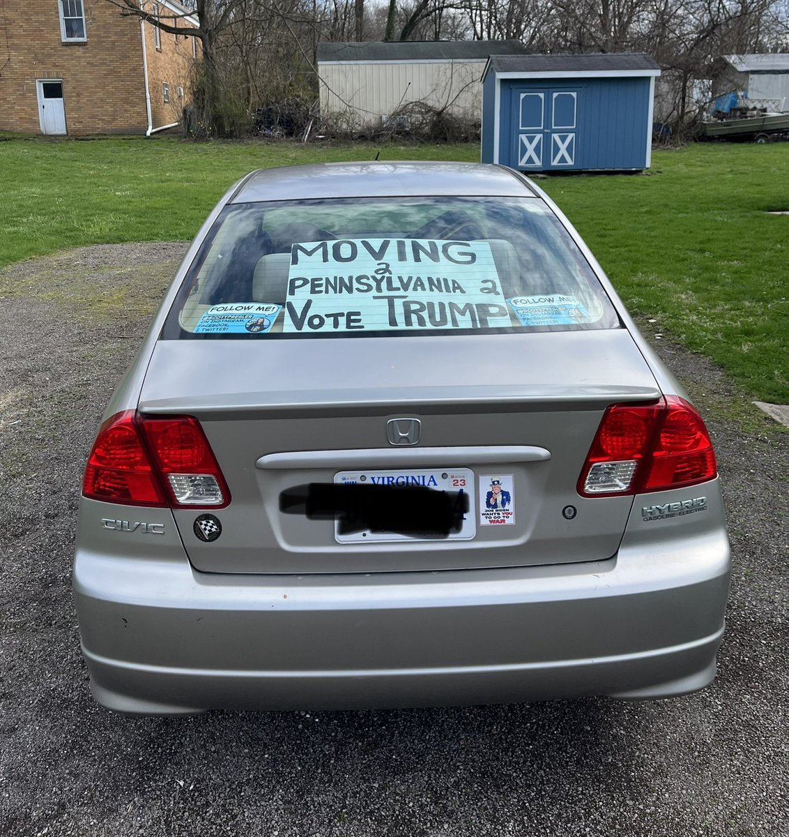 Driving across Pennsylvania with a sign in my back window that says, “Moving 2 Pennsylvania 2 Vote Trump” & I’m getting more honks/thumbs up than I’ve ever received before.