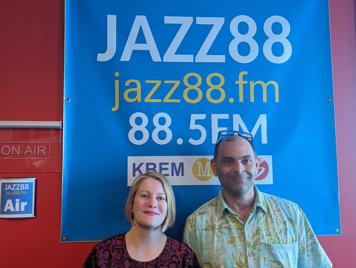 Clarity and swing are the foundation to Maud Hixson's singing voice. On this rainy morning, learn about Hixson's journey to being a singer and her connection to Doris Day. This Sat, head to @CroonersMN Peter has crafted a lovely interview here: jazz88.fm/2024/04/15/cla… #jazz