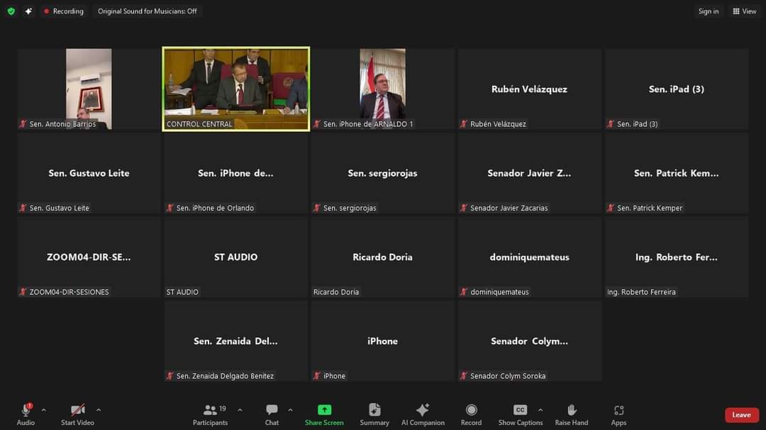 MDI_Paraguay's tweet photo. Sesionan de forma conjunta las Comisiones de Hacienda, presidida por el Senador Derlis Osorio y la de Cuentas, encabezada por el senador Dionisio Amarilla en cámara de Senadores. 

Por el Ministerio del Interior participaron el Director del 911... https://t.co/7cLqtRpKZo