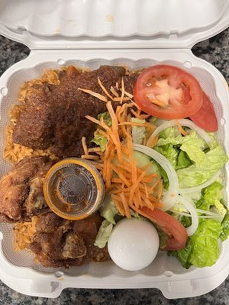5LoavesAfrican's tweet photo. Are you craving African flavors? Grab African takeout from our restaurant and bask in the rich and diverse tastes of the continent from the comfort of your own home. Check out our menu today! #AfricanTakeout #SomersetNJ https://t.co/2YKhqilbX5 https://t.co/tSzxJJjpEP