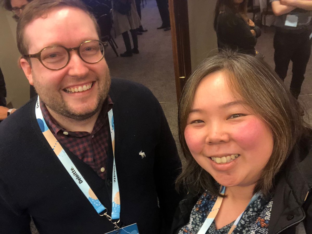 Having a good day at <a href="/OracleHealth/">Oracle Health</a> Forum learning about the future Cerner roadmap with the RFL team <a href="/drjaynelim/">Dr Jayne Lim</a>