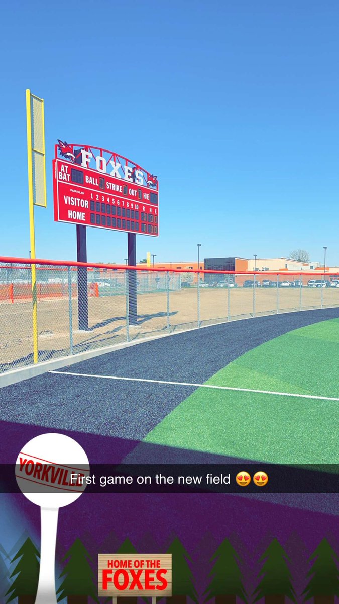 AveryCharles27's tweet photo. I had a couple good hits and we secured the 10-0 WIN against OHS JV on the new field yesterday! So cool. ❤️🖤🥎
Great pitching by @MaddieMendez_1
Fantastic to be a 🦊
@_YHSsoftball
#yhs #softball #turf #newfields #foxes #letsgo #traininsane https://t.co/Vkjbk8VM5I