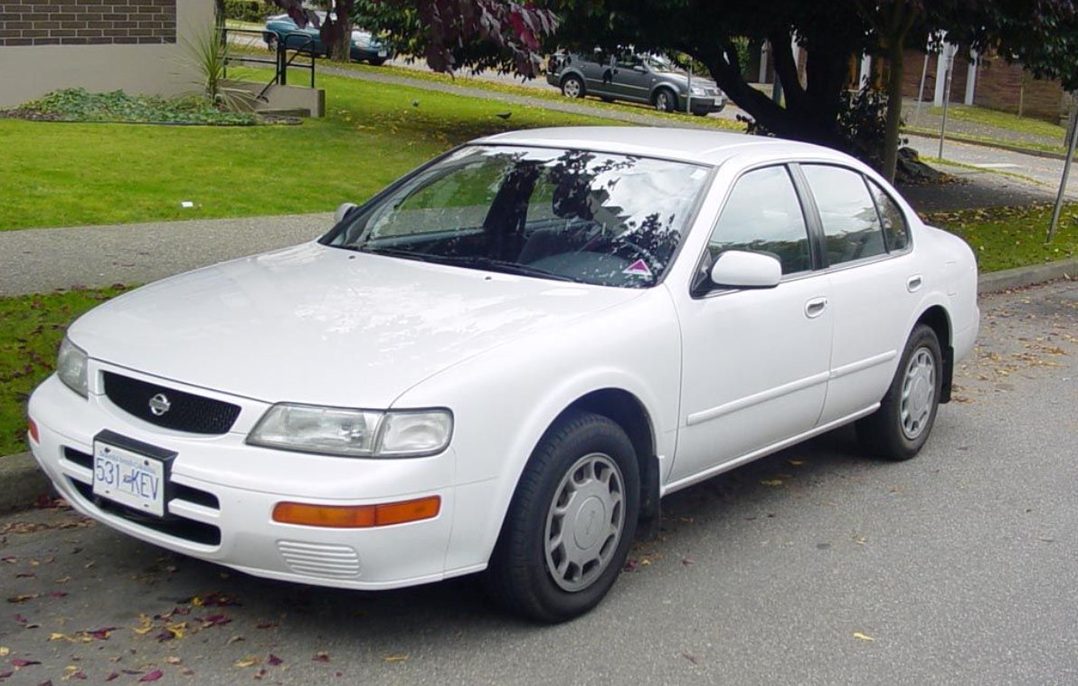 jonathancrowe's tweet photo. A story about how I faked it, (kinda) made it, and took sales calls from my 1996 Nissan Maxima.

The year is 2008 and I'm working at my first real career job after graduating college, a local marketing agency in town. https://t.co/xvNwEiVeSN