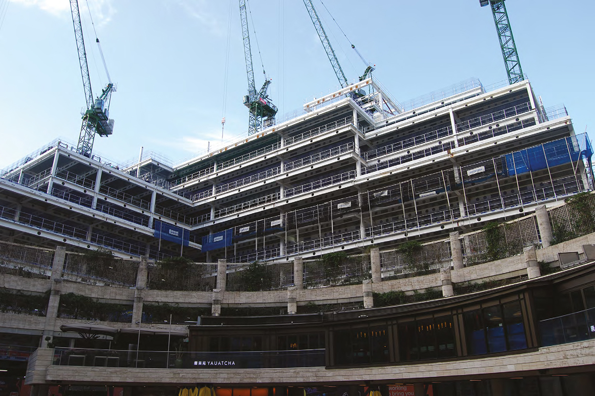 Forming part of a 10-year redevelopment of the Broadgate campus, structural steelwork is nearing completion on British Land’s most energy efficient building to date. @_WilliamHare

ow.ly/cn3850RfY1i