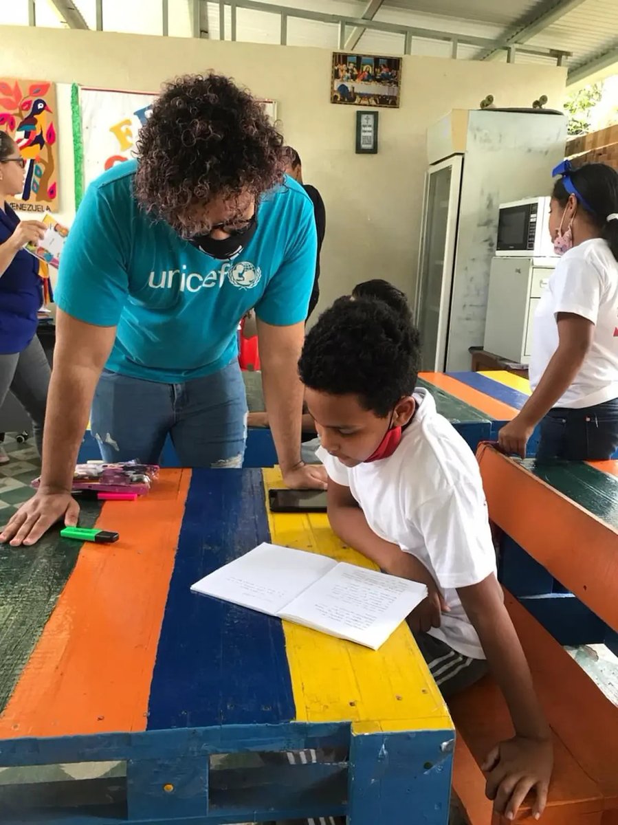 In 2023, more than 1️⃣9️⃣0️⃣ health professionals from 23 countries in the Latin America and the Caribbean region served as UN Volunteers with @UNICEF. Three among them were Matthew, María, and Christian - each with a different, unique experience. unvolunteers.exposure.co/a-healthy-chil…