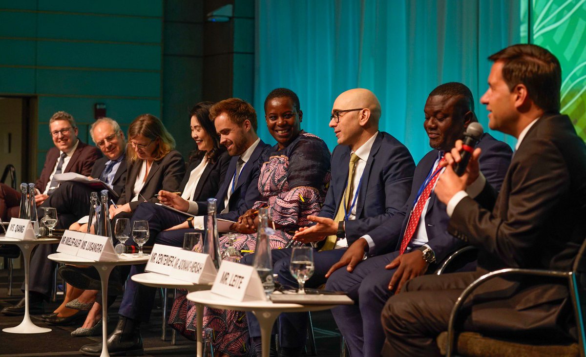 Sven Clement tweet media