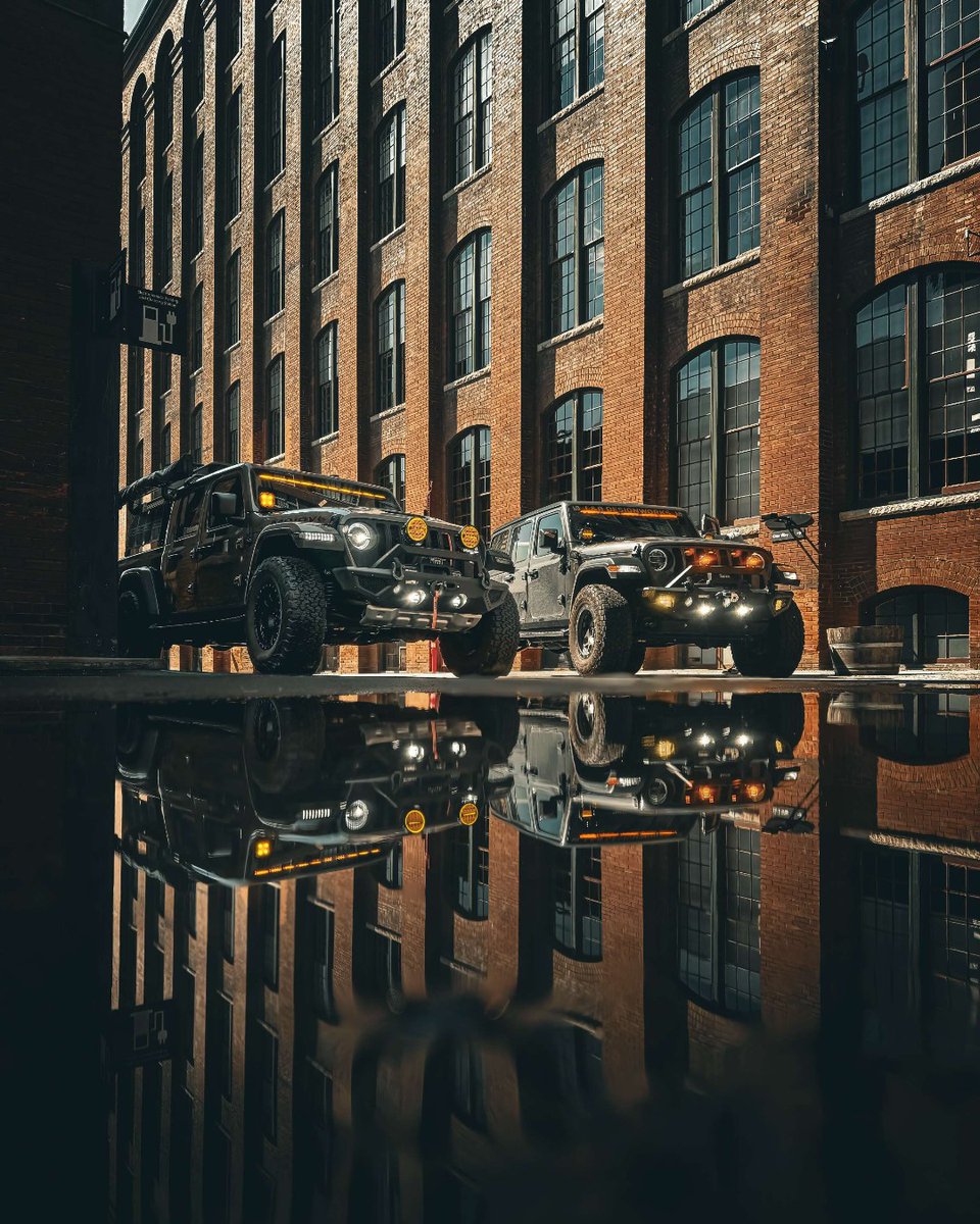 Time to Reflect 🚙 @Mojavester 🚙@Mudstuck_jl 
#Quadratec #Jeeplife #Jeepnation #jeepitreal #jeeplove #JeepGladiator #Jeepwrangler #Jeepbeef #reflect #adventure #explore #picoftheday