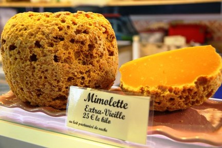 #LabWeek Fact of the Day: Mites introduced during the aging process give Mimolette cheese its characteristic flavor & rind texture. It was temporarily banned in the U.S. in 2013 because the cheese imported was over the limit of mites per cubic inch. 🧀#ASMClinMicro #Lab4Life
