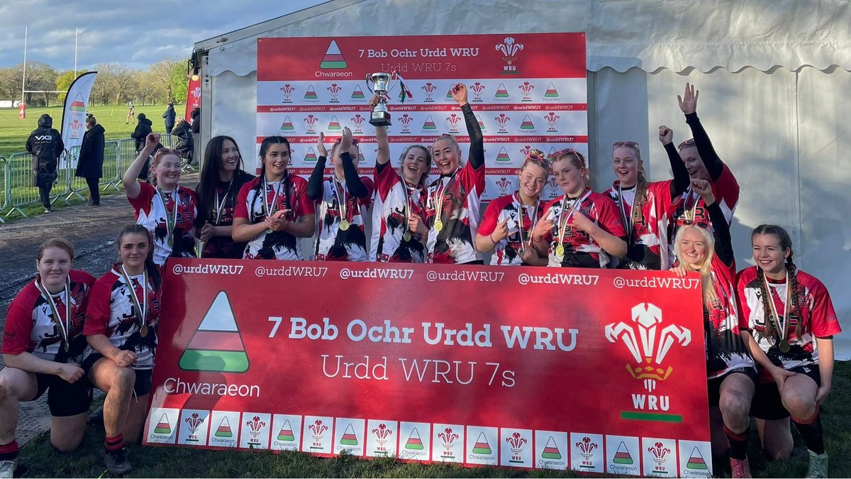 Coleg Gwent tweet media