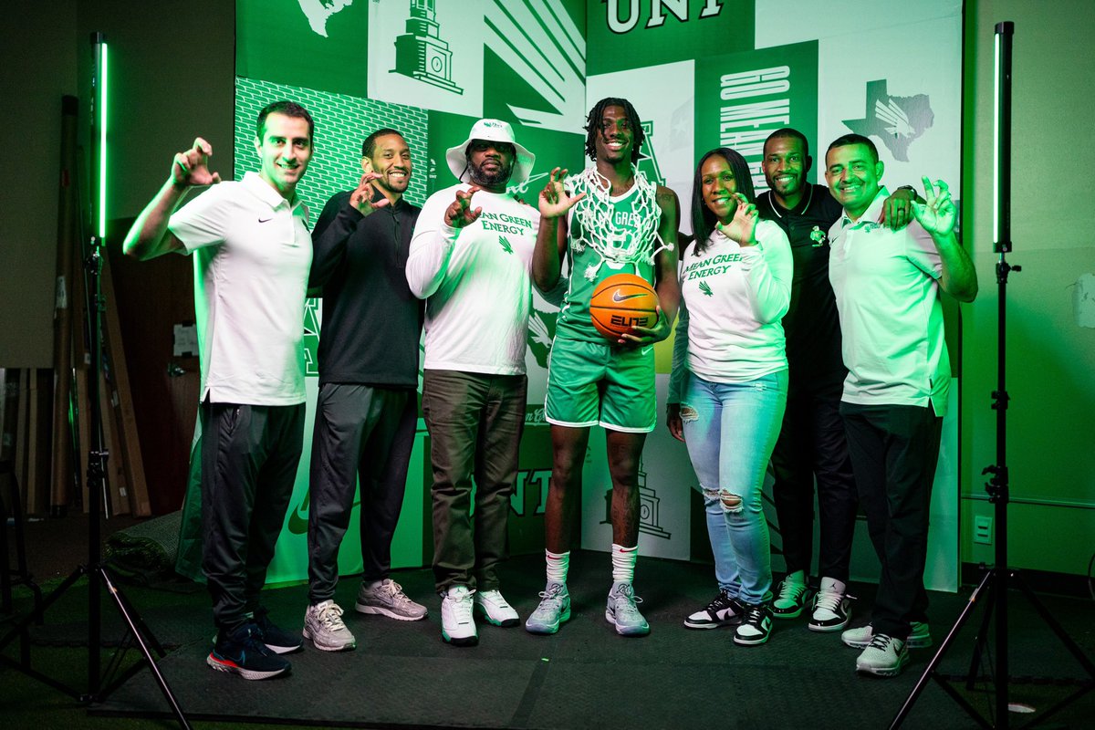 Coozies Corner Podcast tweet media