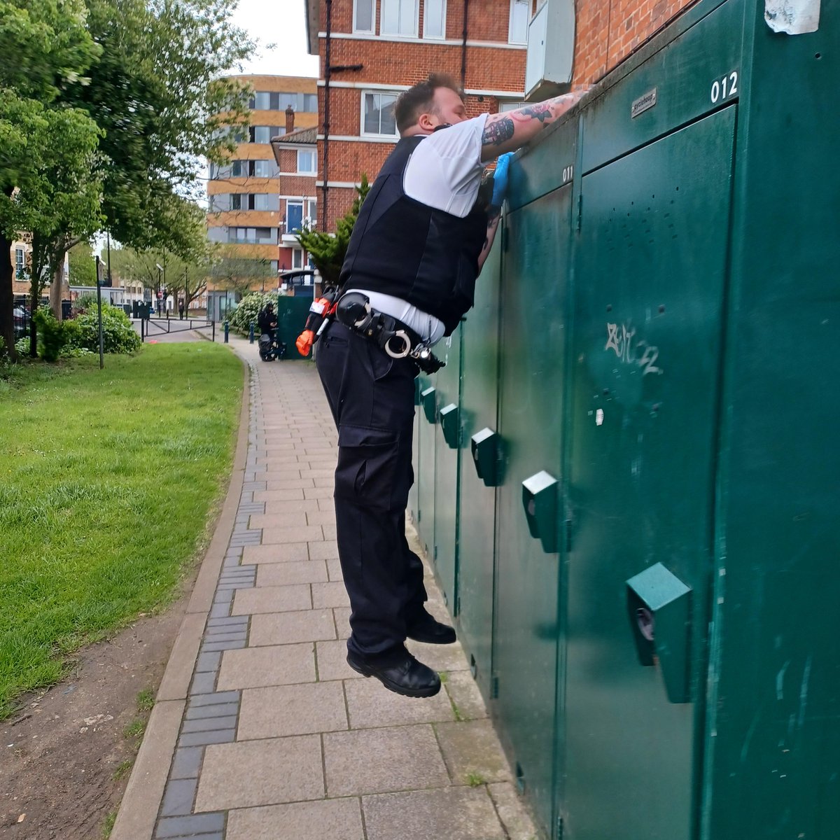 London Bridge & West Bermondsey Police tweet media