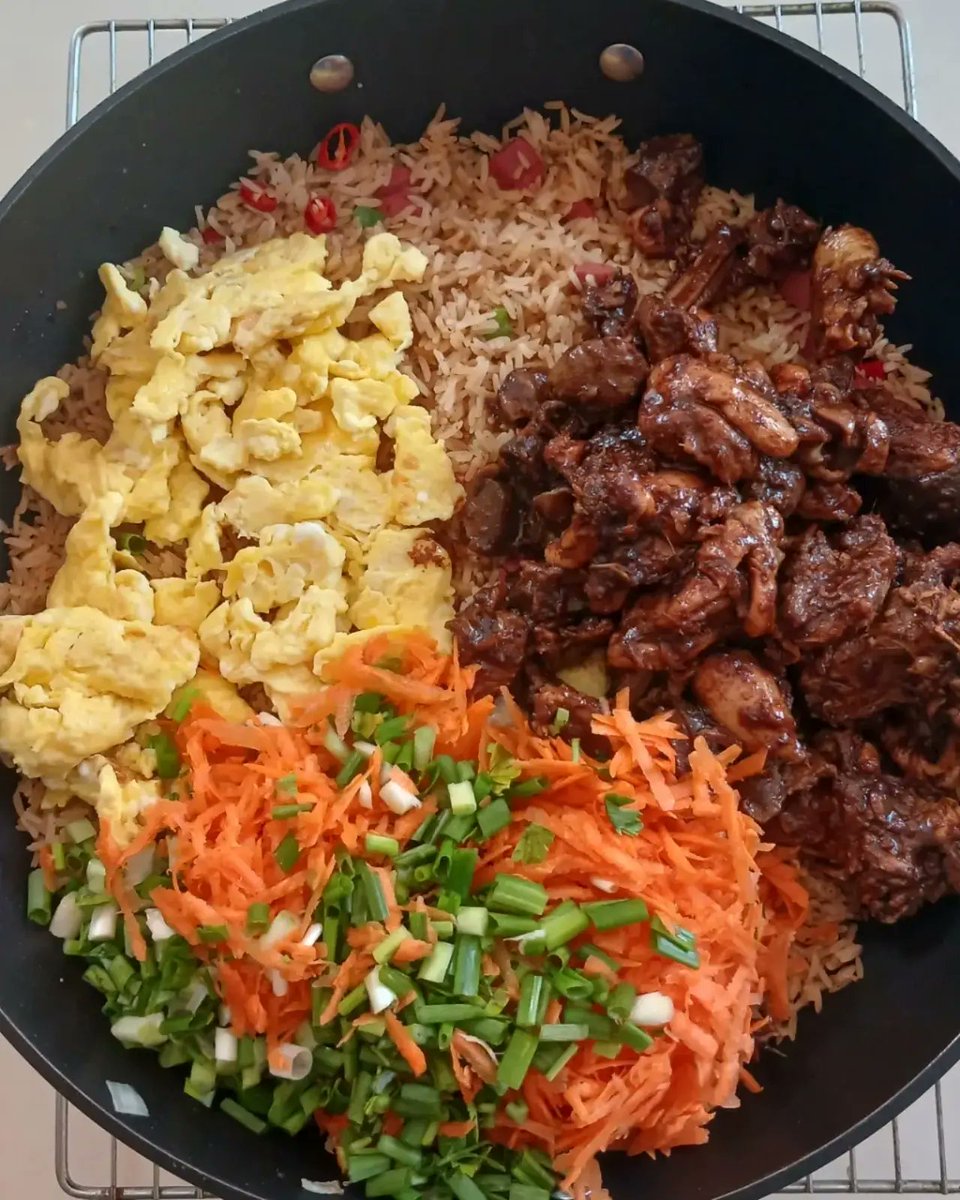 PartnerFoods's tweet photo. ▶️ 1 cup LeLe rice +3pc Grilled chicken + 1pc Malt + 1 pc water  =  𝗚𝗵𝗰 𝟭𝟬𝟬

▶️ 1 cup LeLe rice +2pc Grilled chicken + 1pc Malt + 1 pc water  = 𝗚𝗵𝗰 𝟵𝟬

▶️ 1 cup LeLe rice + 1pc Grilled chicken + 1pc Malt + 1 pc water  = 𝗚𝗵𝗰 𝟴𝟬

▶️ Assorted = 𝗚𝗵𝗰 𝟭𝟬𝟬 

1/2 https://t.co/YWNwNOFhf9