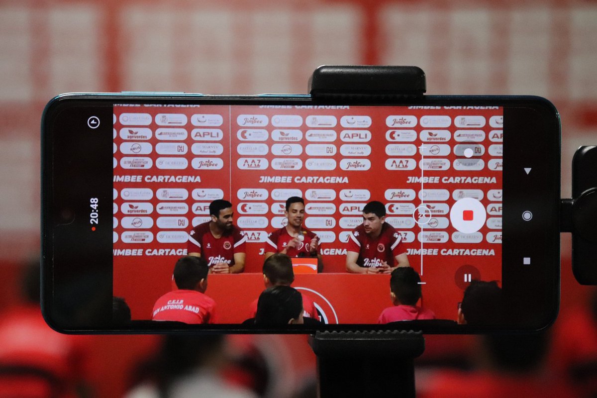 EN IMÁGENES 📸 | Por aquí tenéis algunas de los momentos que nos ha dejado la visita de nuestros ahijados del <a href="/CPSAntonioAbad/">CEIP San Antonio Abad</a> esta mañana

💻 jimbeecartagena.com/2024/04/16/el-…

¡Qué bien lo hemos pasado! 😆

(2/2)