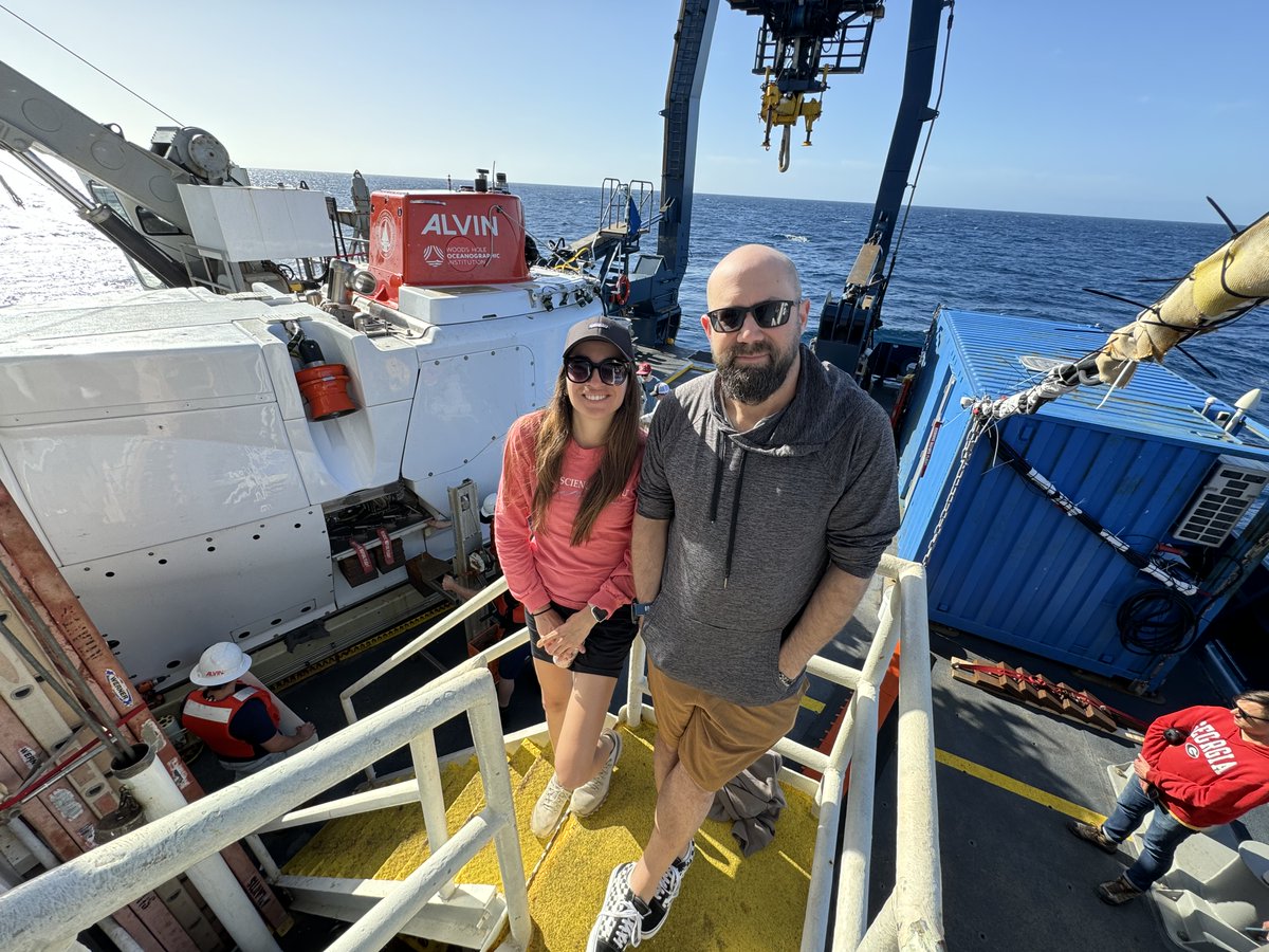 Join our LIVE stream via UTMSI Facebook or Zoom on April 17, 9:45 am CT, led by @MAGgie_Langwig. Watch Drs. Brett Baker @archaea and @val_deanda aboard @RV_Atlantis. 

us02web.zoom.us/j/81501221114?…

Meeting ID: 815 0122 1114
Passcode: 334982

#AlvinSub #GulfofCali2024 #TexasScience
