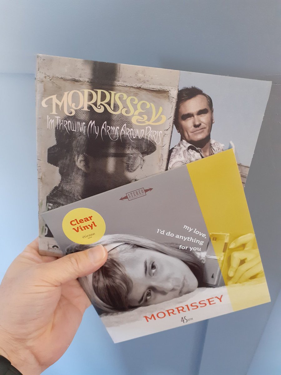 Quick delve into the singles box again.
#Morrissey #NowPlaying #PLAYLIST #vinyl #vinylrecords #vinylcollection #vinylcommunity #music #musicislife #Tunesday #TuesdayTunes #tuesdayvibe #BeKind #KeepGoing #keepthefaith #love
@officialmoz 
🙏❤✌
