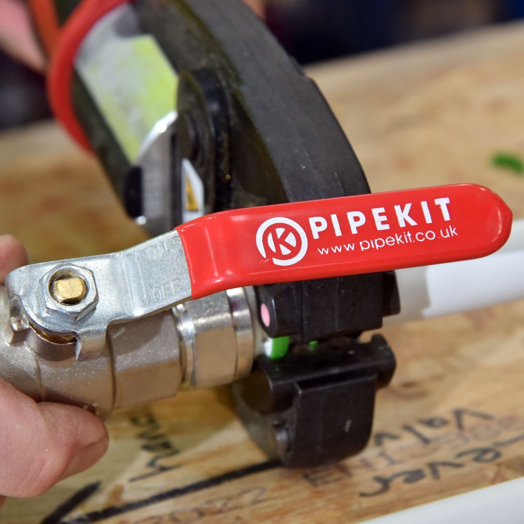 @Pipekit branded @Albion_Valves. Albion is the market-leading valves manufacturer. We stock a full range of valves for all applications, including heating and cooling. 💻 Available to order online ow.ly/763q50RheuV #pipekit #albionvalves #plumbing #heating