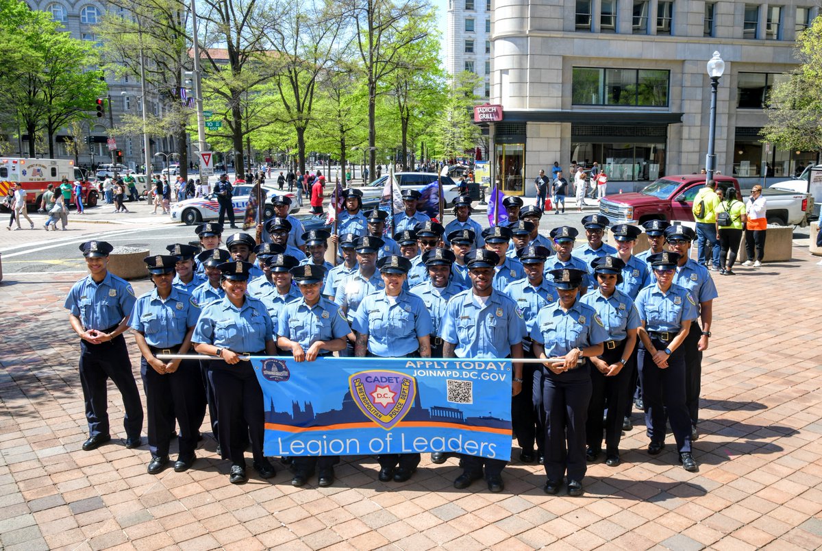 Over the weekend, The District marked DC Emancipation Day! Chief Pamela A. Smith & dozens of MPD members & cadets proudly marched in Sunday's parade and took part in the festivities honoring DC Emancipation Day at Freedom Plaza. #DCPoliceCares ❤️🚔 Apply joinmpd.dc.gov