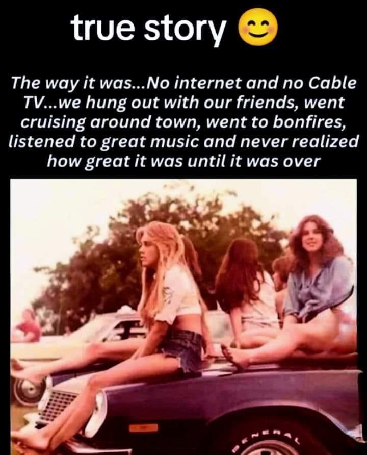 RetroMofo tweet media