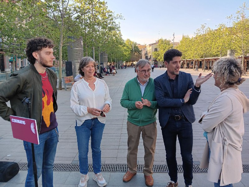 Comuns Sumar aposta per la línia orbital ferroviària i l’eix transversal de mercaderies i diu que els preus de Rodalies no es poden apujar fins que el servei no funcioni correctament. @SomComuns @Ciddavid #penedès #mobilitatsostenible. Obrim fil: