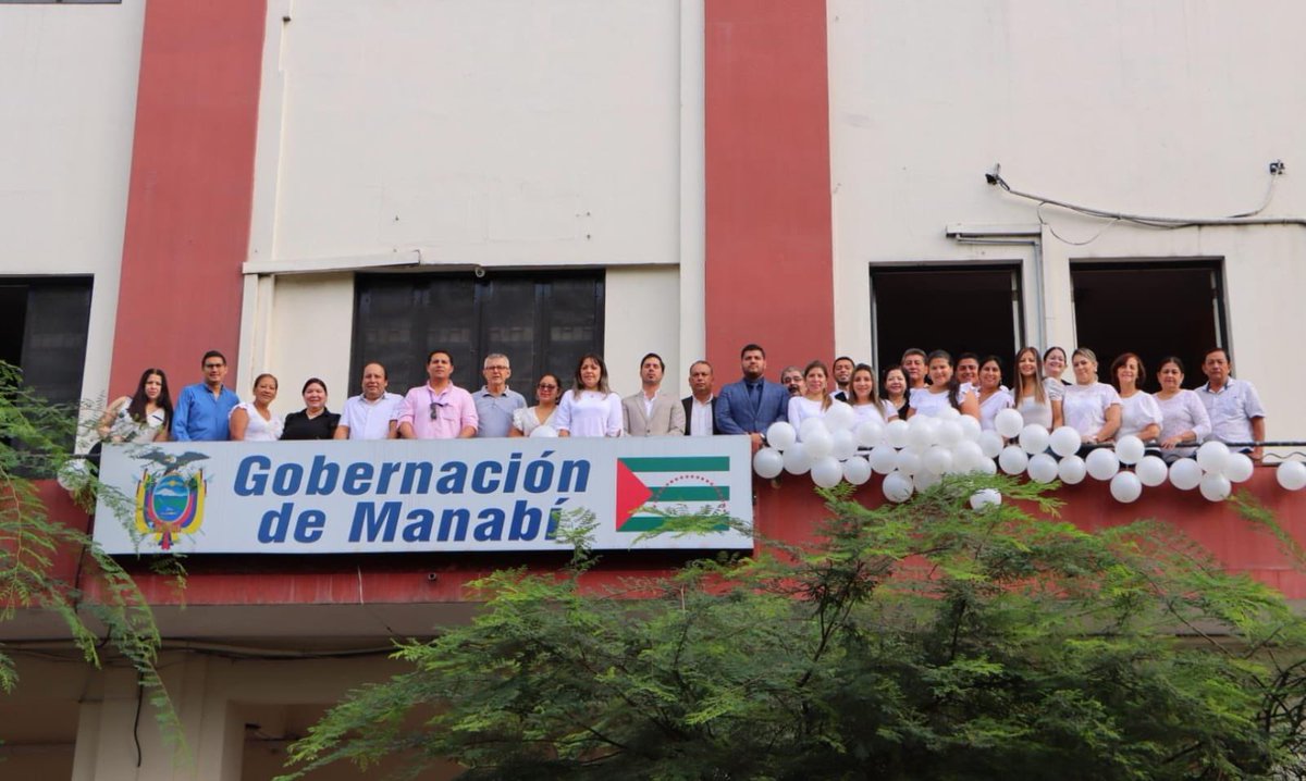 GoberManabi's tweet photo. Hoy honramos la memoria de nuestros hermanos manabitas víctimas del 16A. 

Esta fatídica fecha nos marcó tristemente, y también nos mostró la firmeza de un pueblo como ejemplo de resiliencia y unión de toda una nación. 

#ElNuevoEcuador https://t.co/513eL1KthE