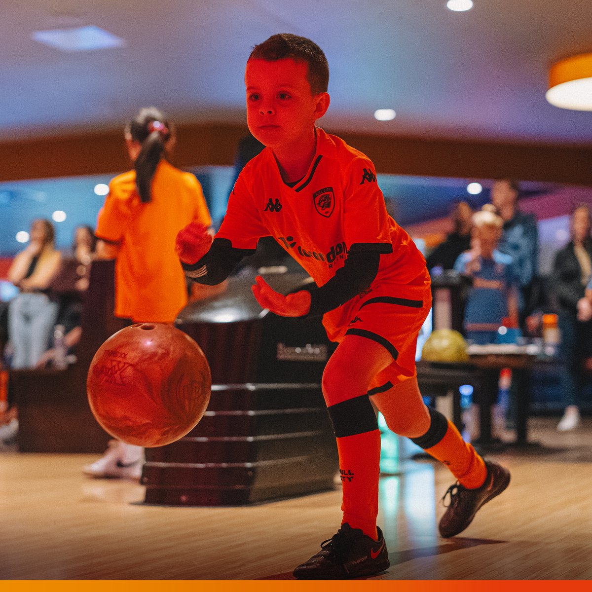 We had an amazing time at our 𝗕𝗼𝘄𝗹 𝘄𝗶𝘁𝗵 𝘁𝗵𝗲 𝗧𝗶𝗴𝗲𝗿𝘀 event yesterday! 🎳 #hcafc