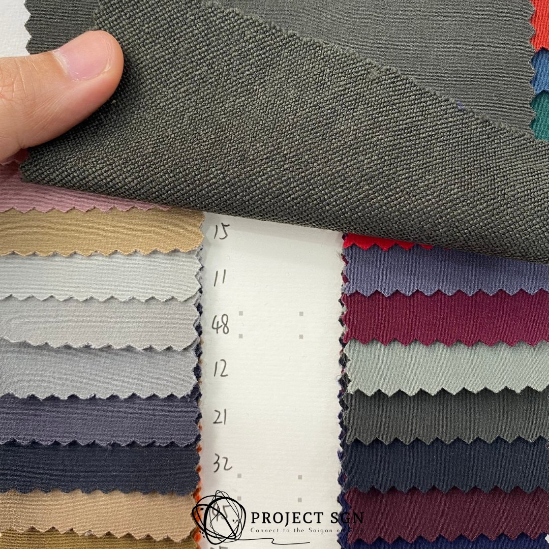 This is a thick and stretchy fabric which is good for sportswear 🥰

#lowvolume #highquality
#clothingproduction #clothingbrand #clothingmanufacturer #patternmaking #clothingfactory #garmentmanufacturing #apparelmanufacturer #fashiondesigner #sustainablefashion #UK #US #AUS