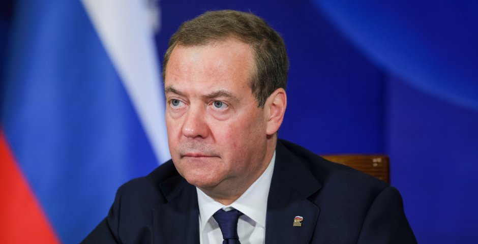 Dmitry Medvedev: “Russia, like any great power, has strategic borders that lie far beyond the geographic.”  A great article by Dmitry Medvedev, in which Russia’s goals in the world and in Ukraine are finally named.  Excerpt from the article: “Fourth. In the case of the so-called…